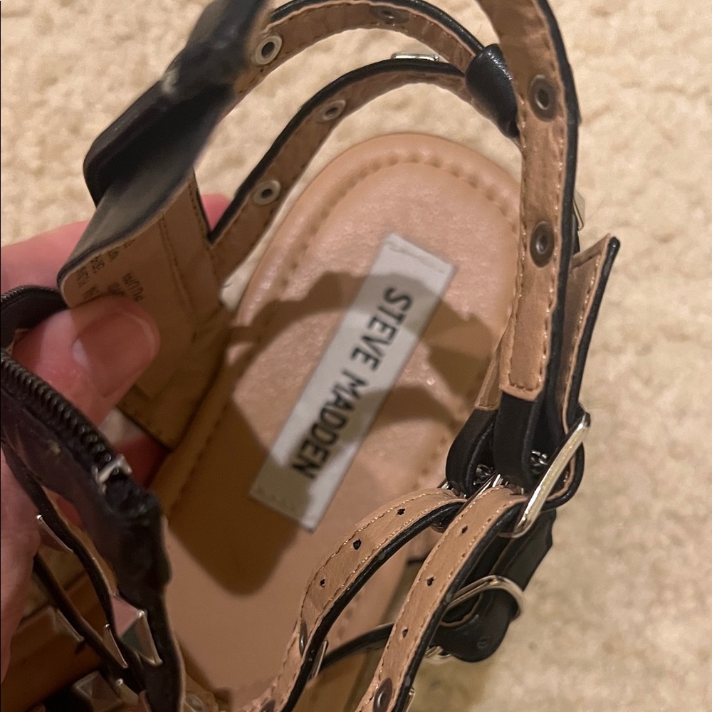 Studded Black Sandals Steve Madden - Picture 2 of 6